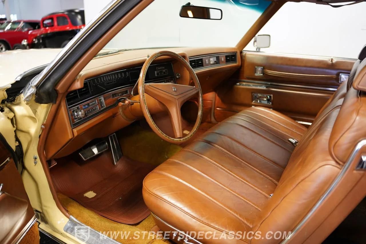 1973 Cadillac Coupe DeVille - Thumbnail 4
