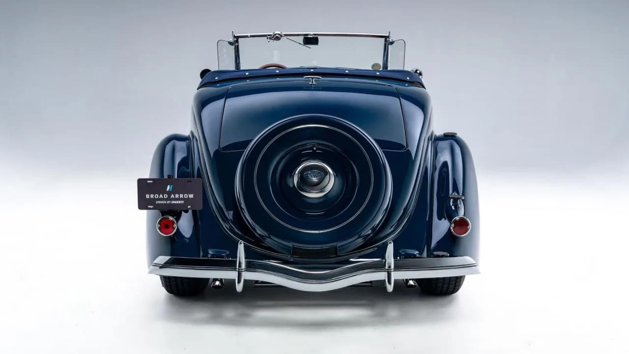 1936 Ford V8 De Luxe Roadster - Thumbnail 7
