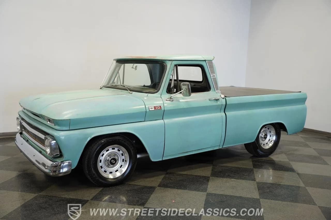 1965 Chevrolet C10 Restomod - Thumbnail 7