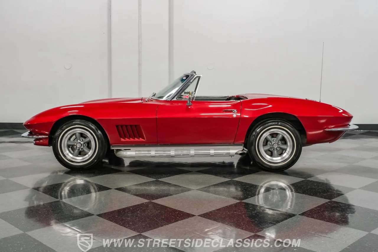 1967 Chevrolet Corvette Convertible - Thumbnail 2