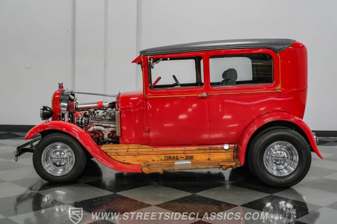 1928 Ford Model T Street Rod - Thumbnail 2