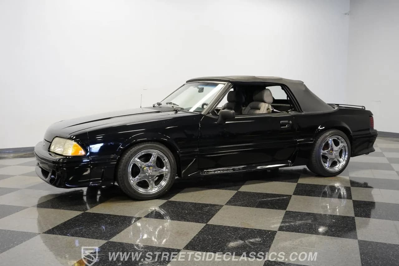 1989 Ford Mustang GT Convertible - Thumbnail 7
