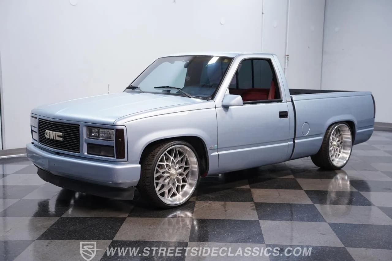 1988 GMC Sierra LS3 Restomod - Thumbnail 7