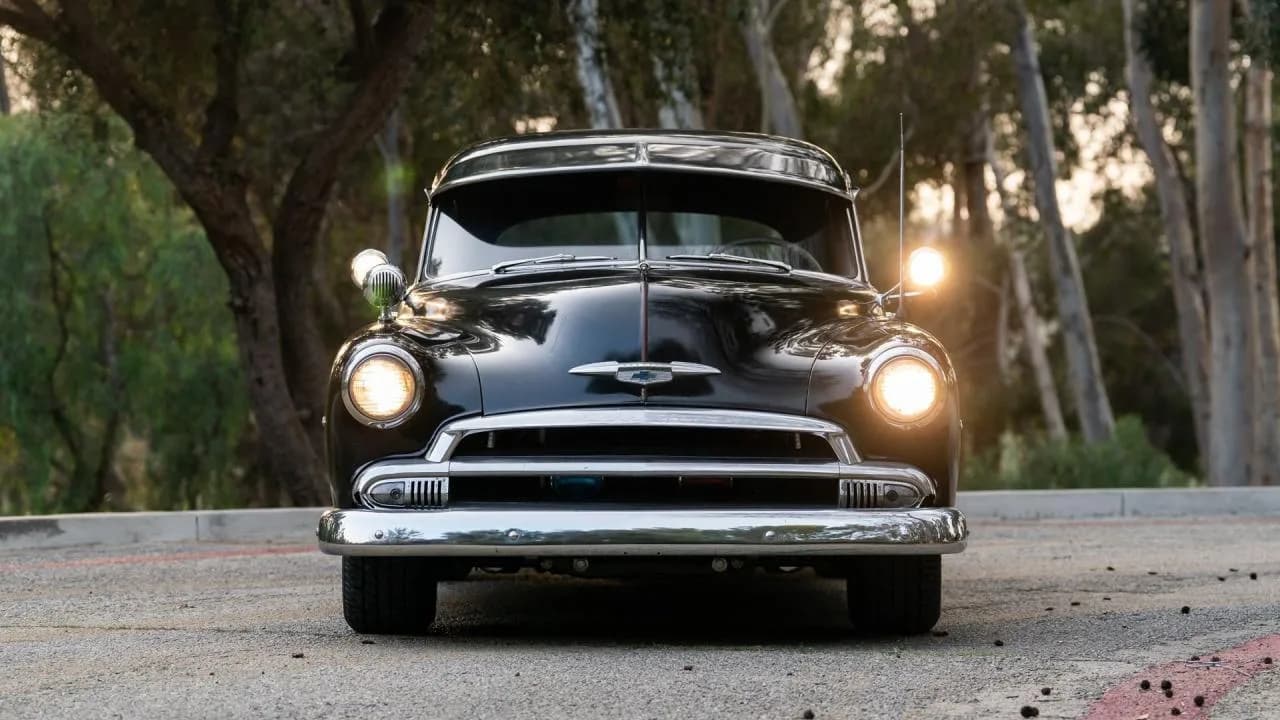 1951 Chevrolet Styleline De Luxe 4-Door Sedan "Police Cruiser Restomod" - Thumbnail 5