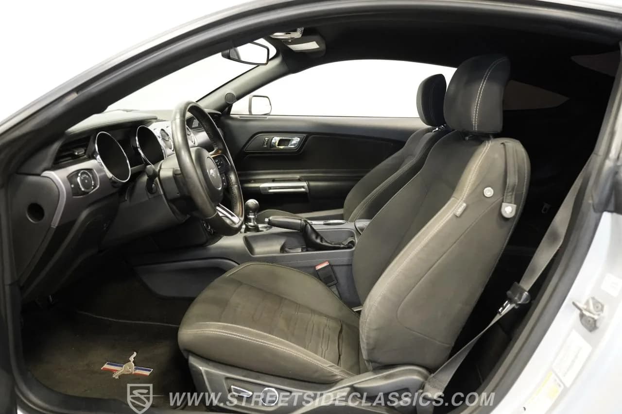 2015 Ford Mustang GT COUPE - Thumbnail 3