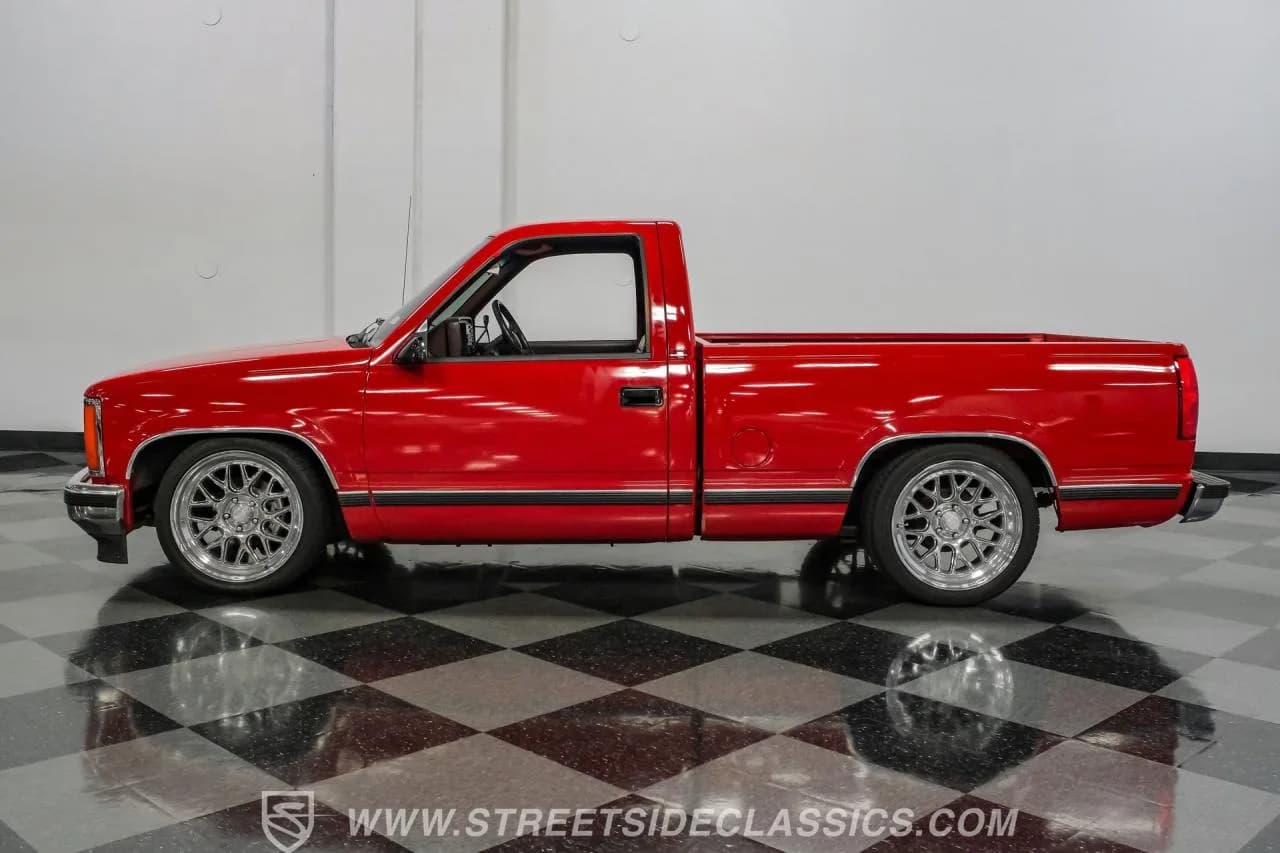 1988 GMC C1500 Sierra SLE - Thumbnail 2