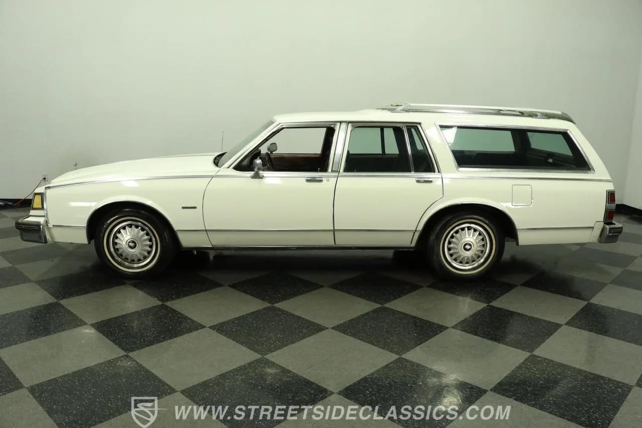 1983 Buick Estate Wagon - Thumbnail 2