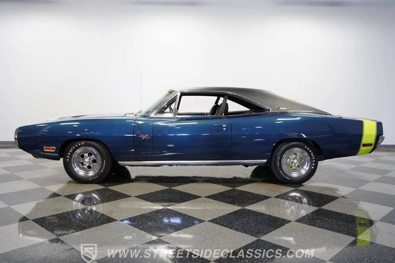 1970 Dodge Charger R/T 440 - Thumbnail 2