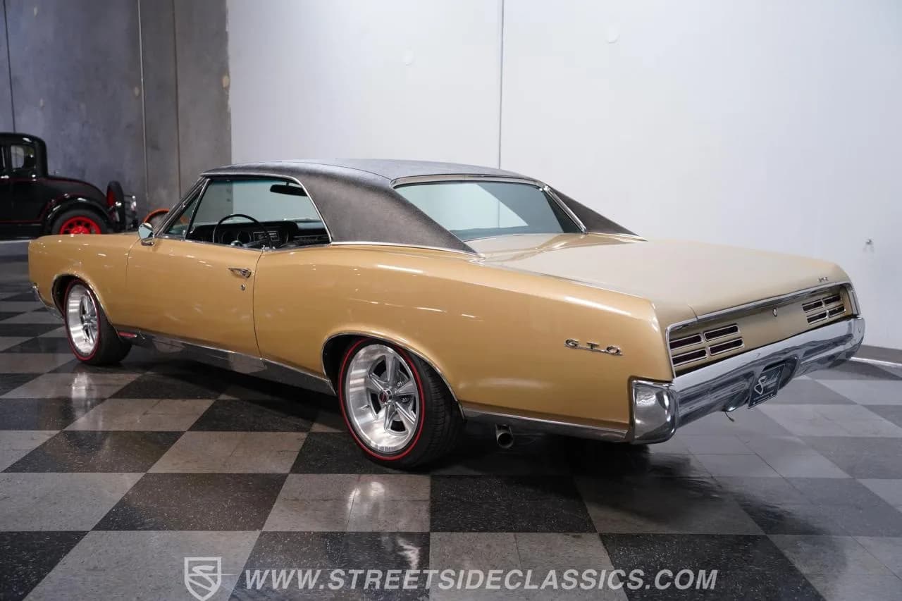 1967 Pontiac GTO - Thumbnail 8