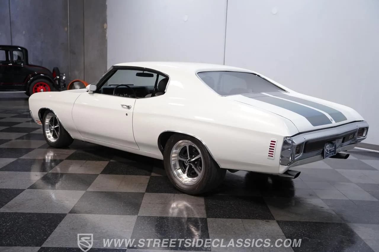 1970 Chevrolet Chevelle SS Tribute Restomod - Thumbnail 7