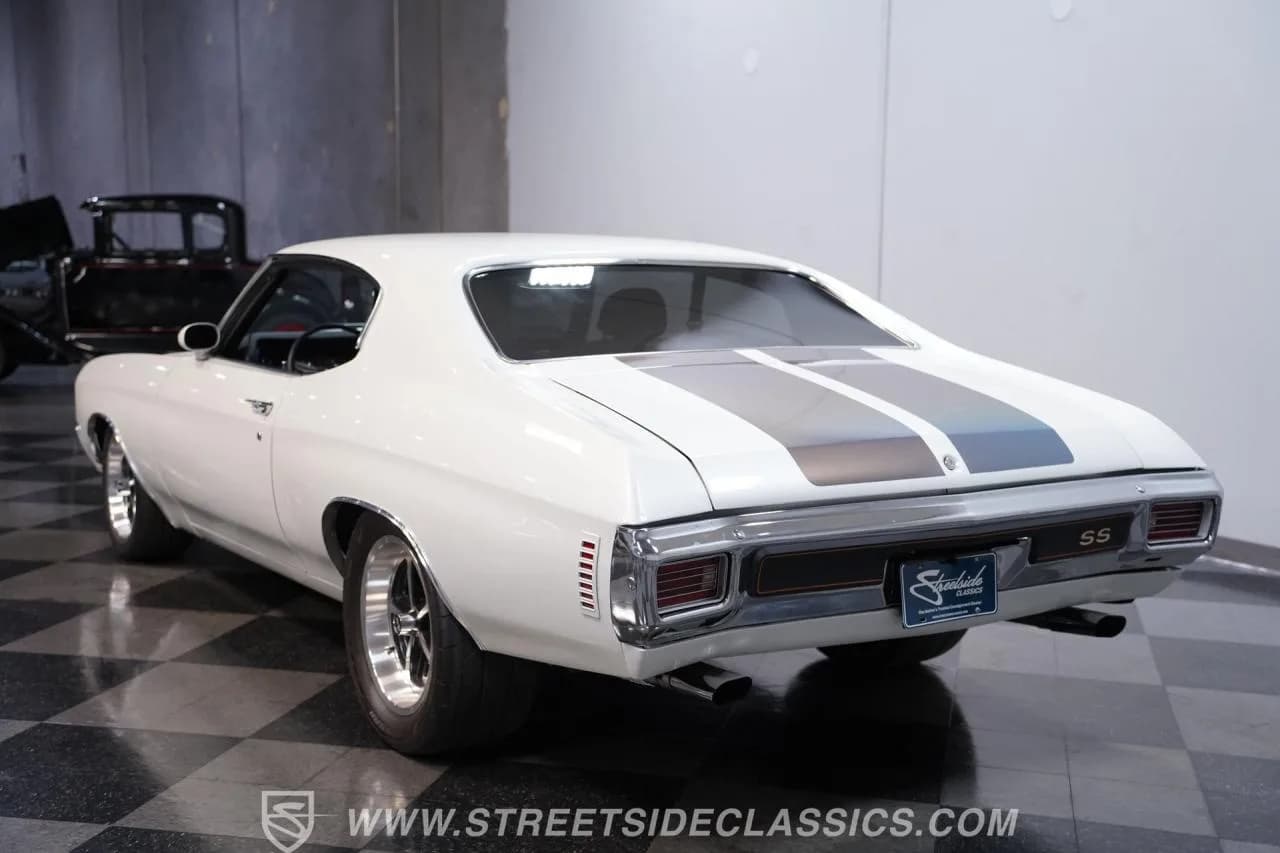 1970 Chevrolet Chevelle SS Tribute Restomod - Thumbnail 8