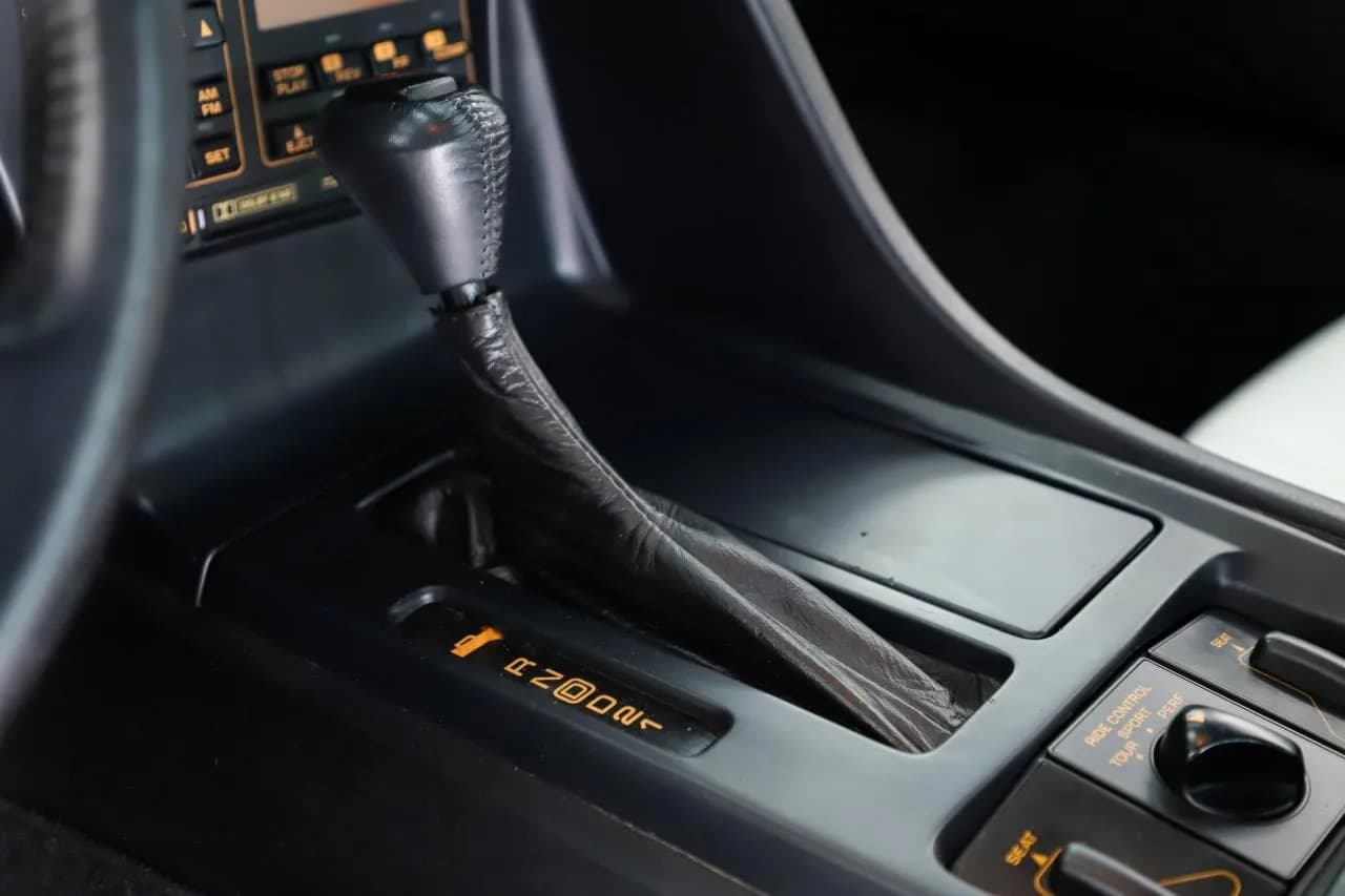 1993 Chevrolet Corvette ZO7 - Thumbnail 4