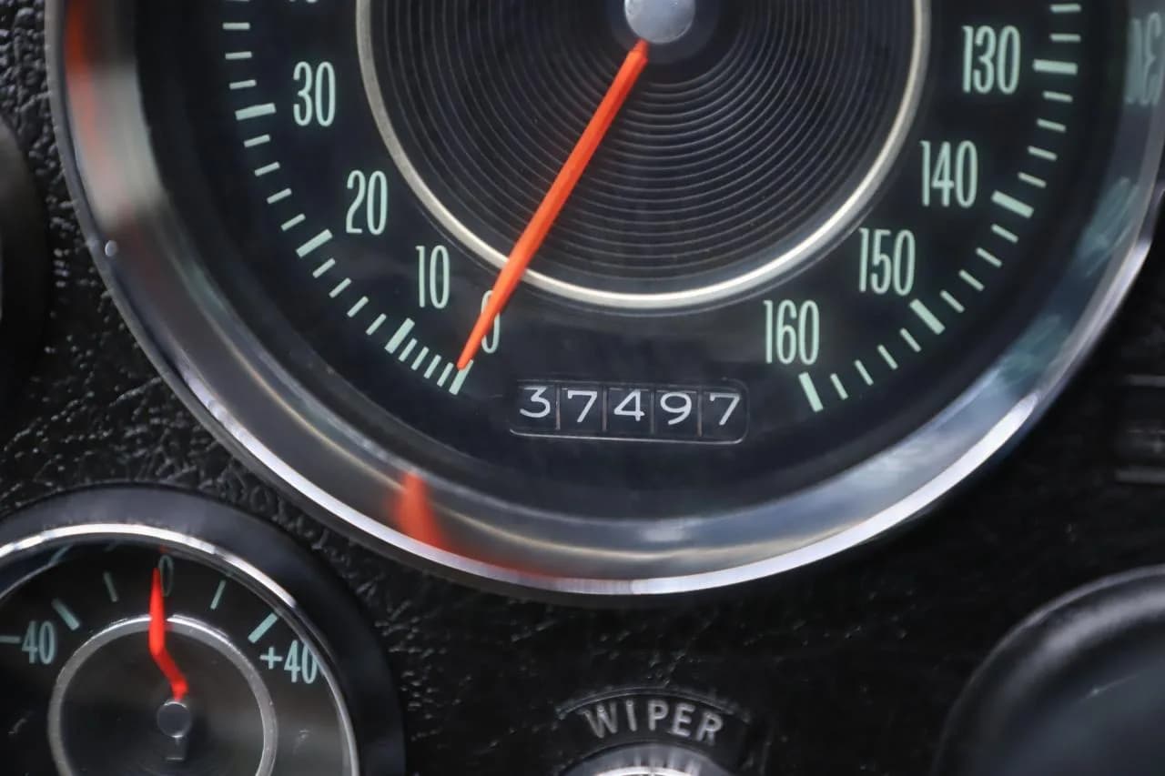 1964 Chevrolet Corvette - Thumbnail 3