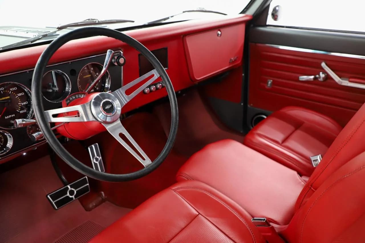 1971 Chevrolet C10 - Thumbnail 2
