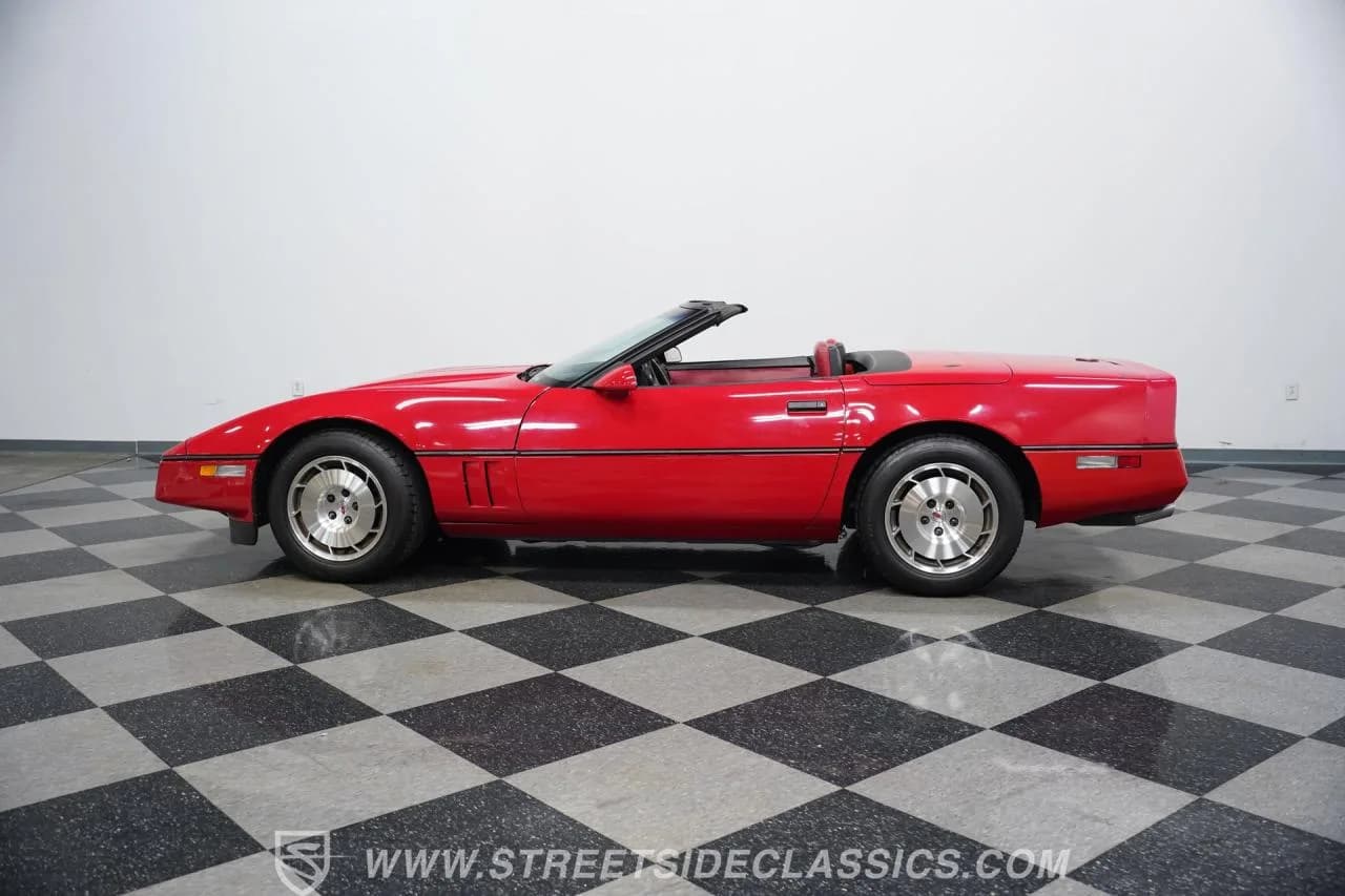 1986 Chevrolet Corvette Convertible - Thumbnail 2