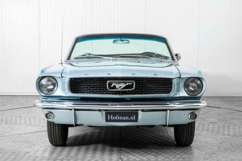 1966 Ford Mustang - Thumbnail 8