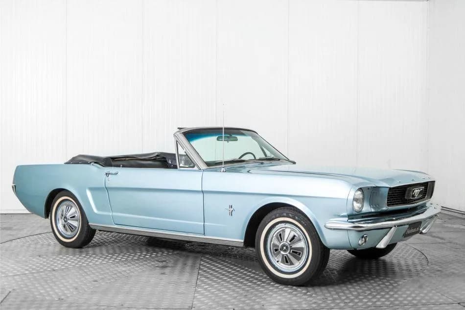 1966 Ford Mustang - Thumbnail 3