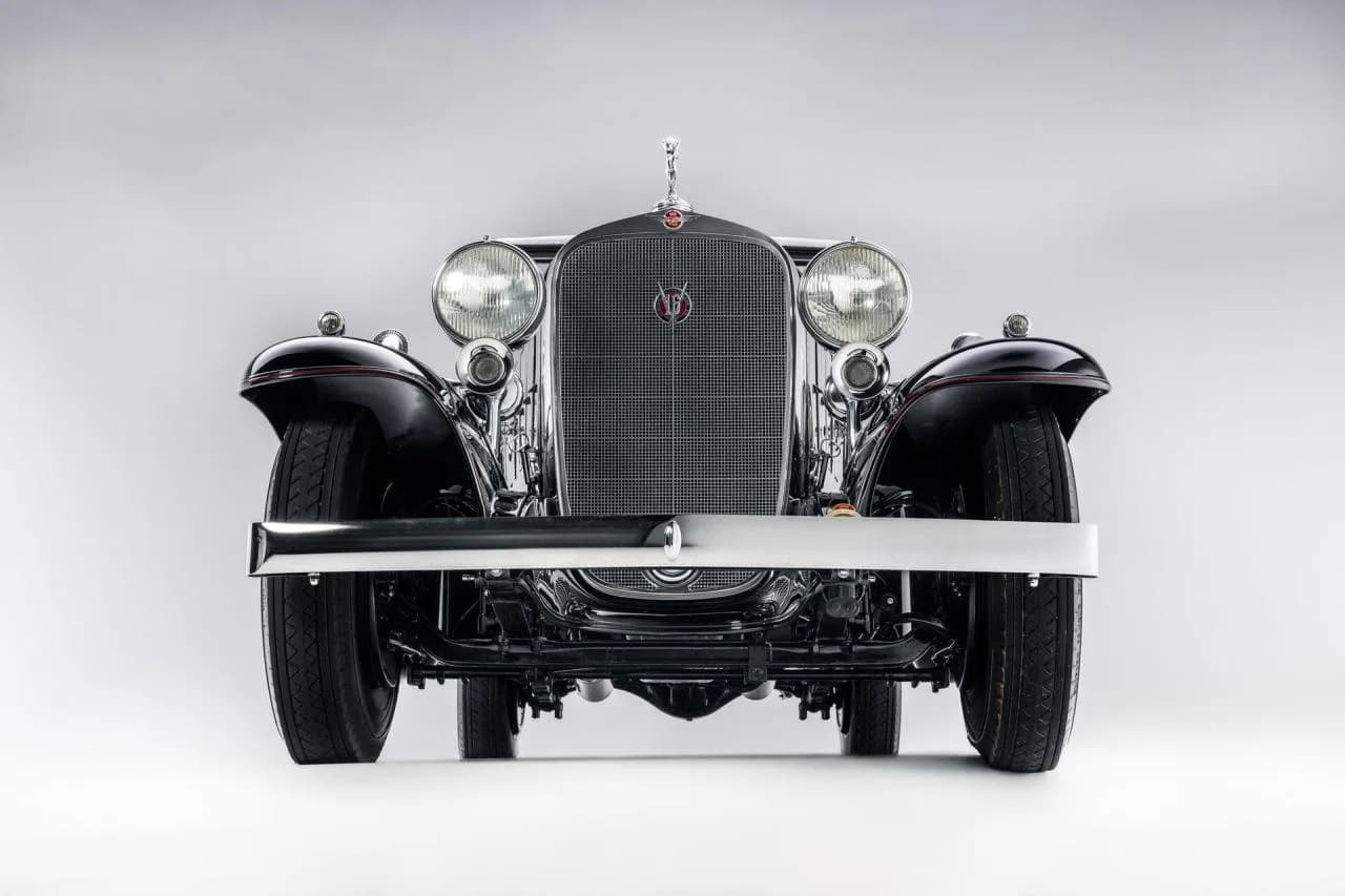 1932 Cadillac Series 452B V-16 All-Weather Phaeton by Fisher - Thumbnail 2