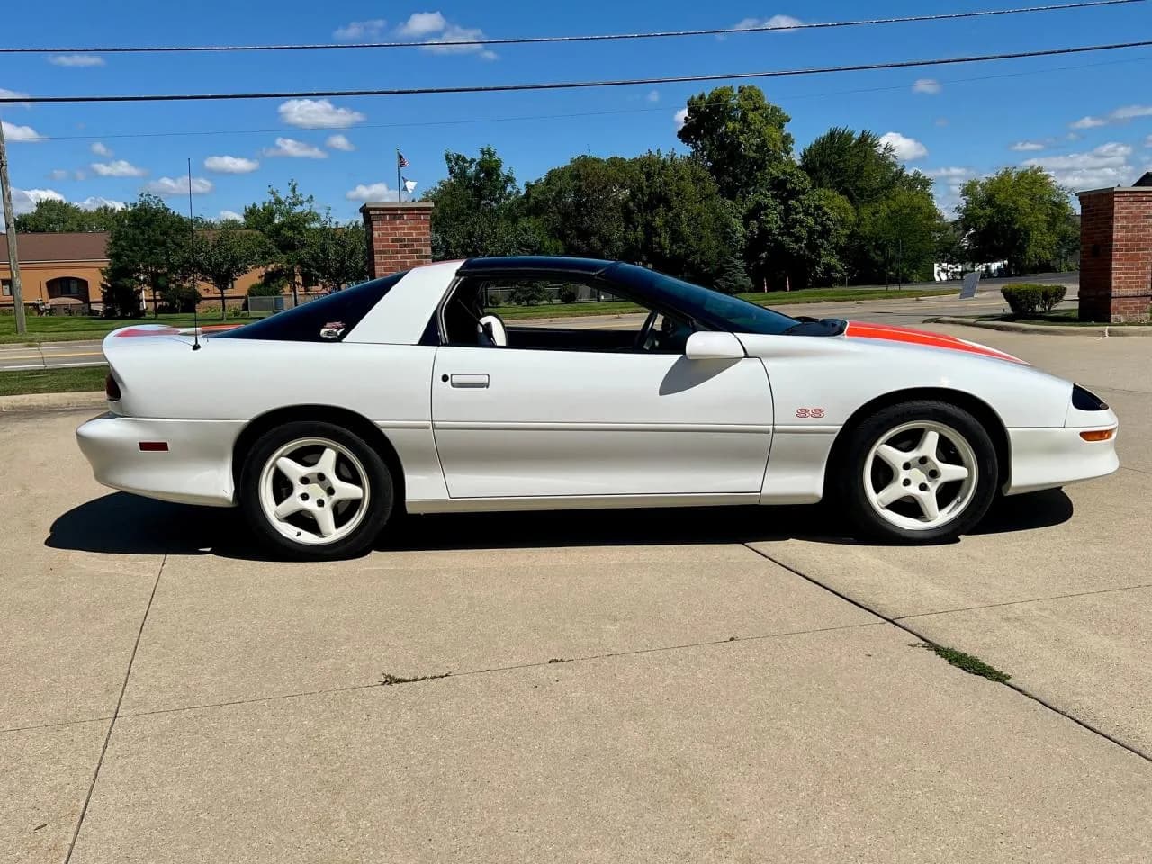 1997 Chevrolet Camaro Z/28 - Thumbnail 4