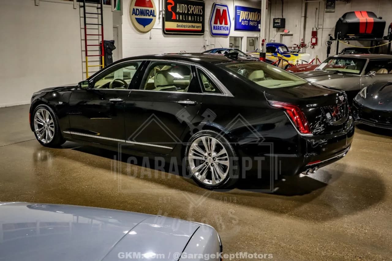 2018 Cadillac CT6 - Thumbnail 6