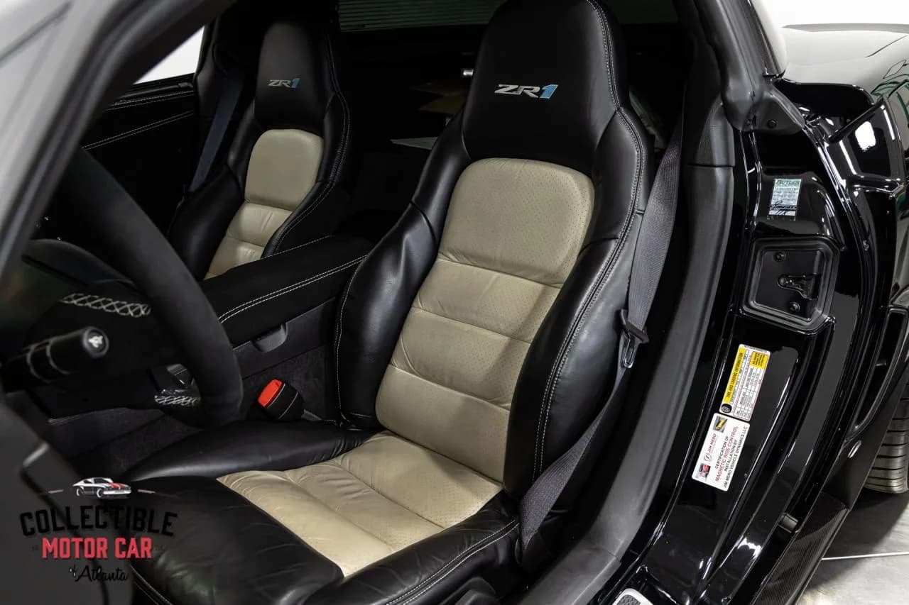 2009 Chevrolet Corvette ZR1 - Thumbnail 4