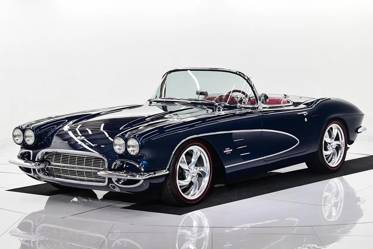 1961 Chevrolet Corvette - Thumbnail 8