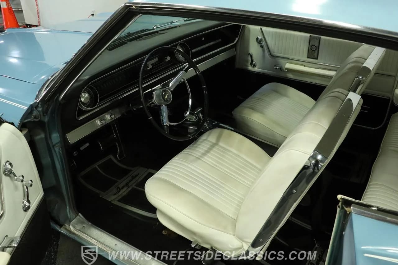 1965 Chevrolet Impala SS - Thumbnail 4