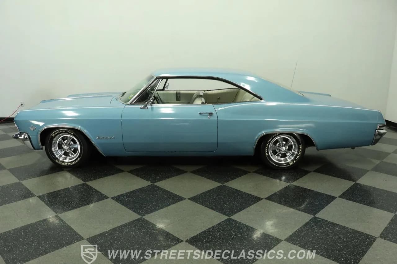 1965 Chevrolet Impala SS - Thumbnail 2