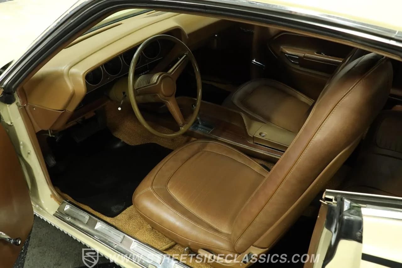 1970 Plymouth Cuda - Thumbnail 4