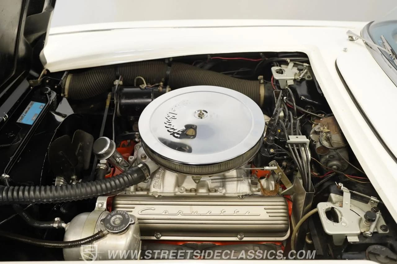 1961 Chevrolet Corvette Convertible - Thumbnail 4