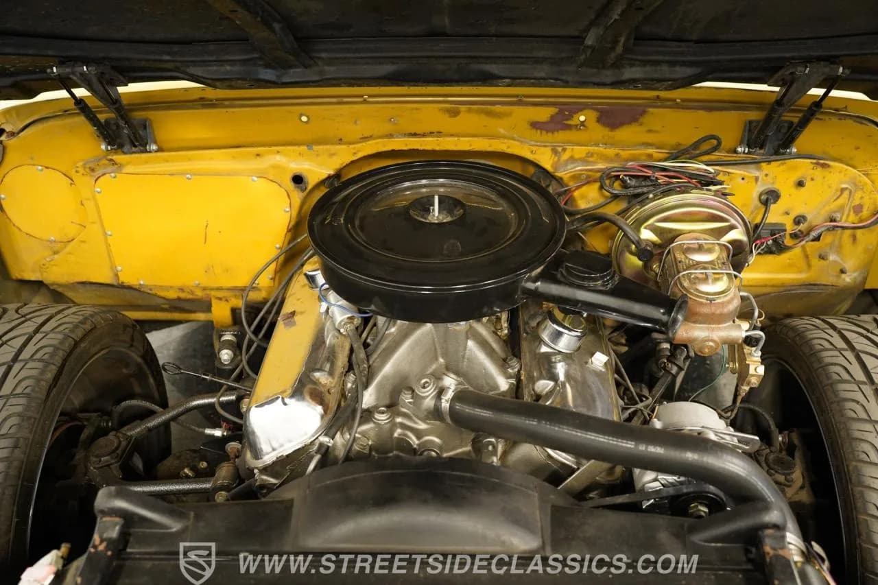 1970 GMC C20 - Thumbnail 4