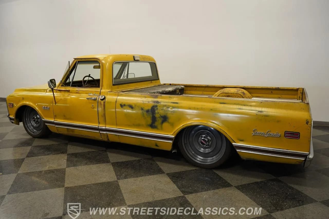 1970 GMC C20 - Thumbnail 8