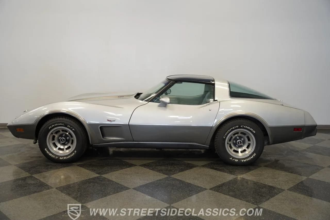 1978 Chevrolet Corvette L82 Silver Anniversary Edition - Thumbnail 8
