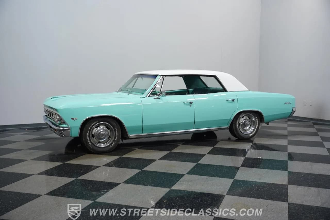 1966 Chevrolet Chevelle Malibu 4 Door Hardtop - Thumbnail 7