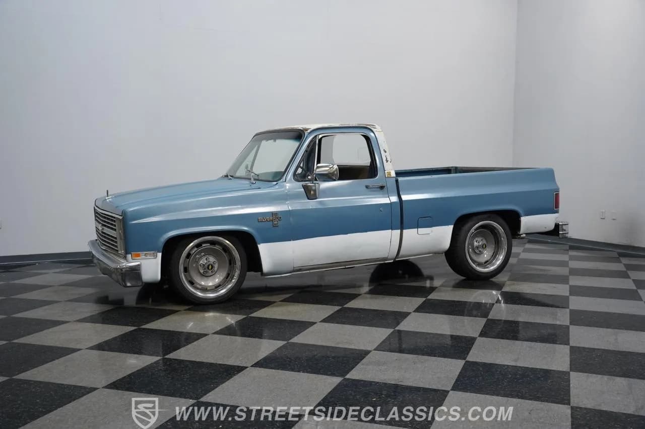 1983 Chevrolet C10 Patina LS Restomod - Thumbnail 7