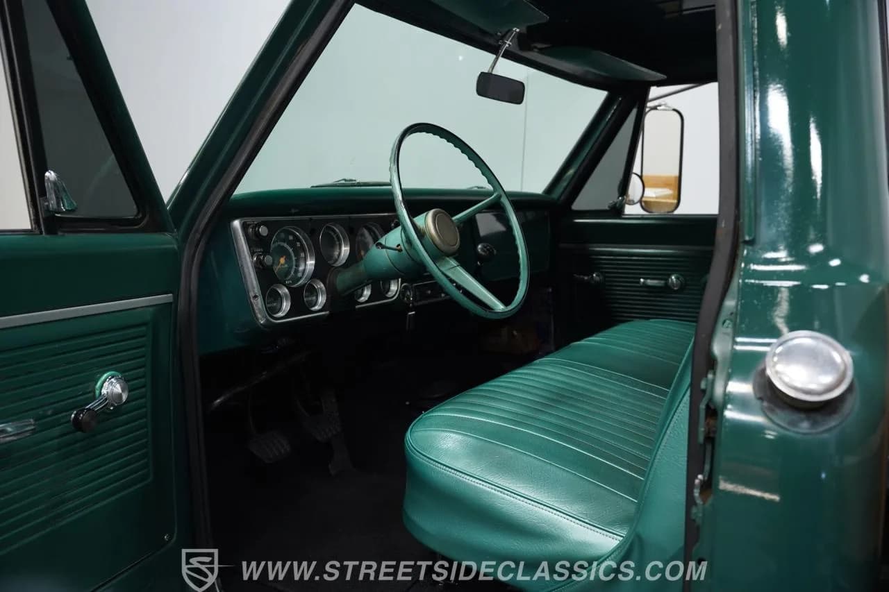 1968 Chevrolet C30 Flatbed Dually - Thumbnail 4