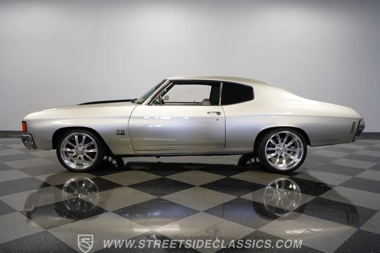 1972 Chevrolet Chevelle SS Tribute Restomod - Thumbnail 2
