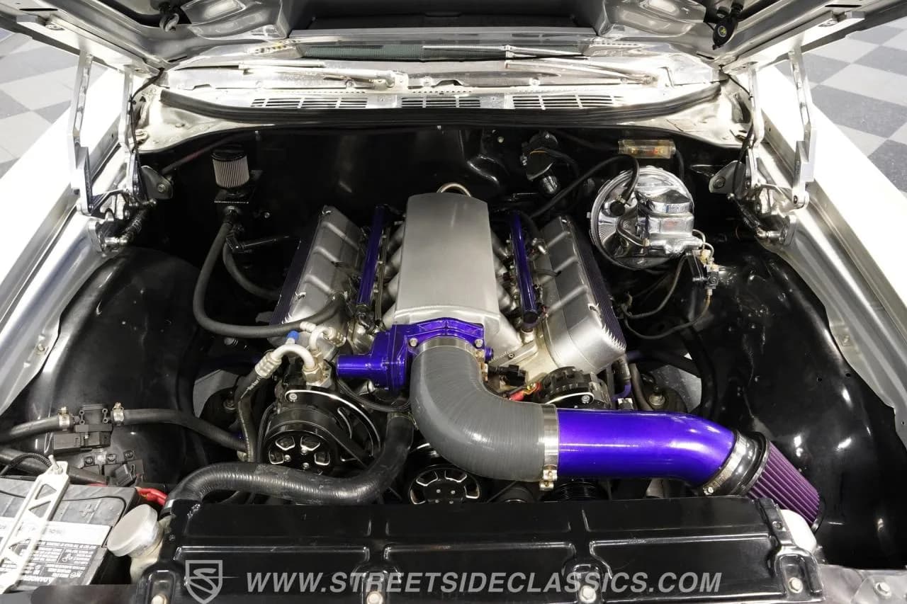 1972 Chevrolet Chevelle SS Tribute Restomod - Thumbnail 3