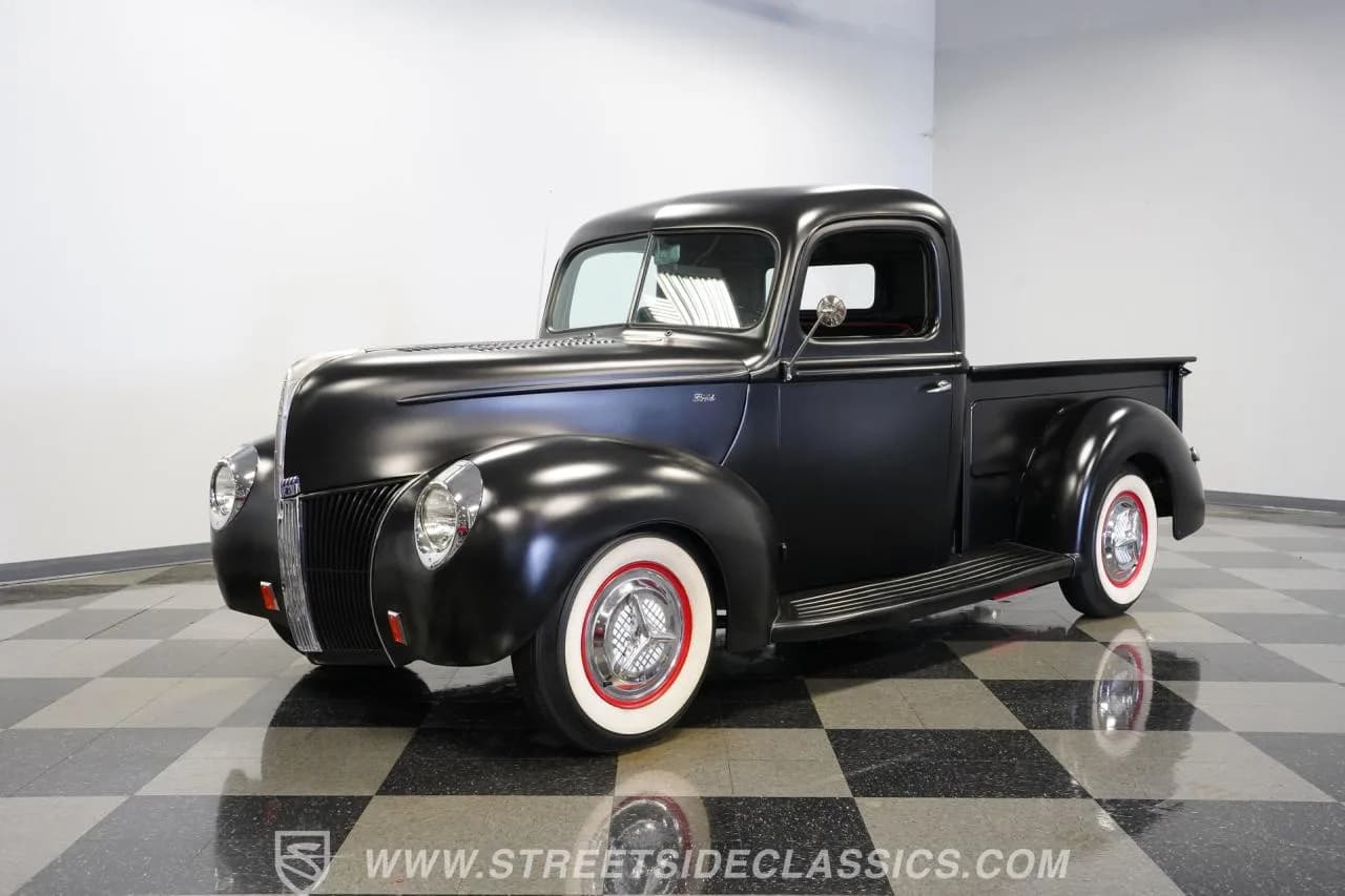 1940 Ford Pickup - Thumbnail 5