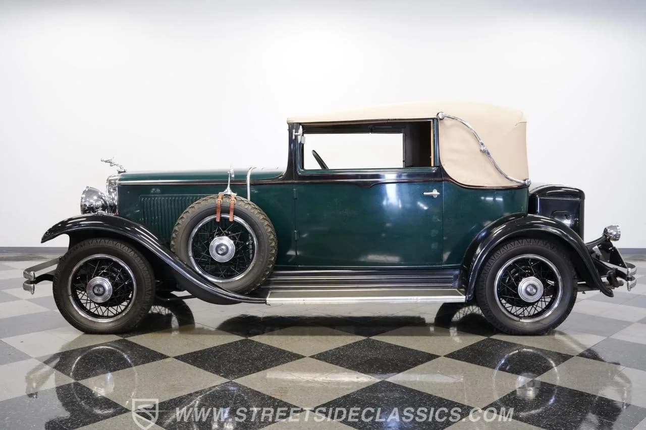 1931 Nash Model 488 Convertible Sedan - Thumbnail 2