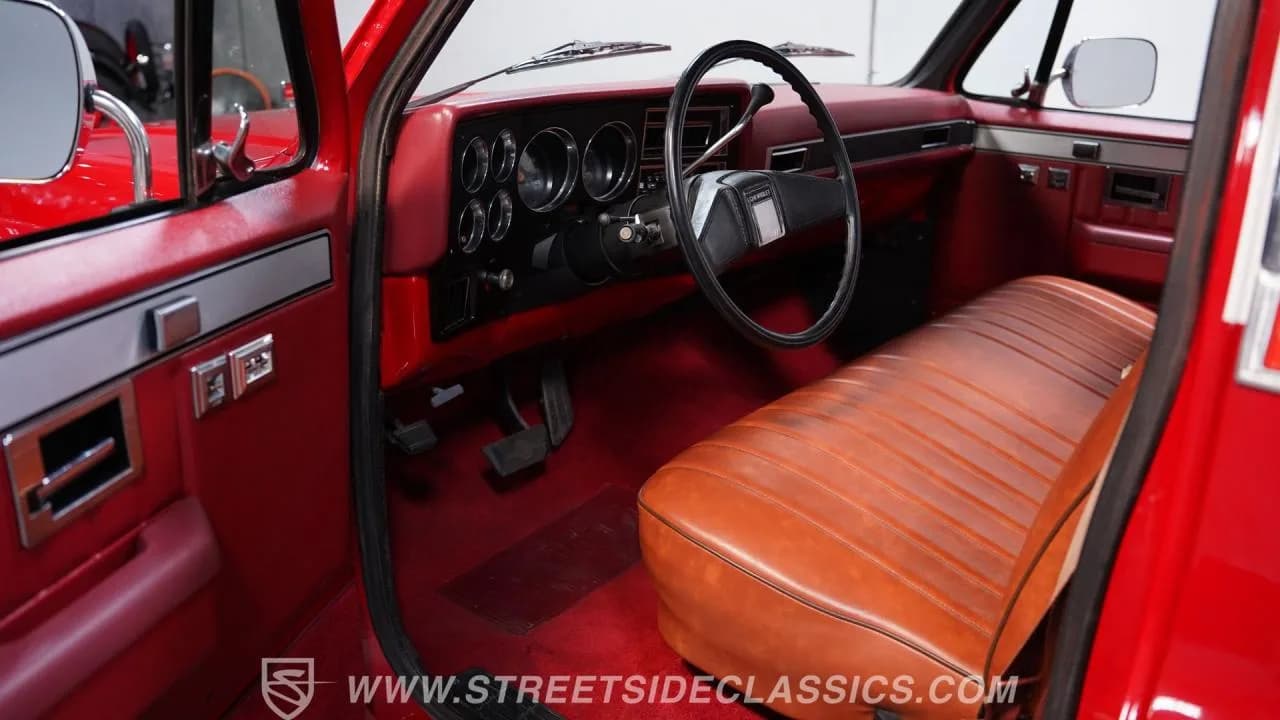 1984 GMC C1500 Sierra Classic - Thumbnail 4