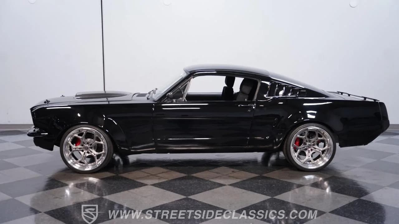 1966 Ford Mustang Fastback Widebody - Thumbnail 2