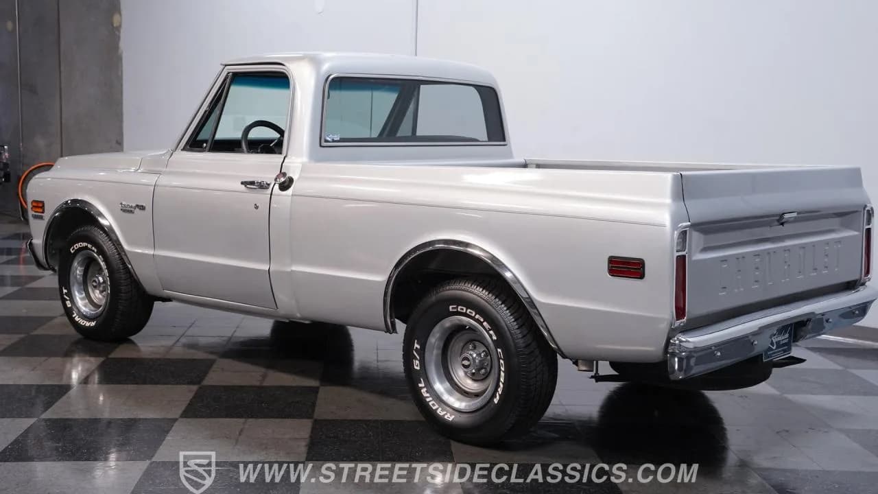 1972 Chevrolet C10 - Thumbnail 7