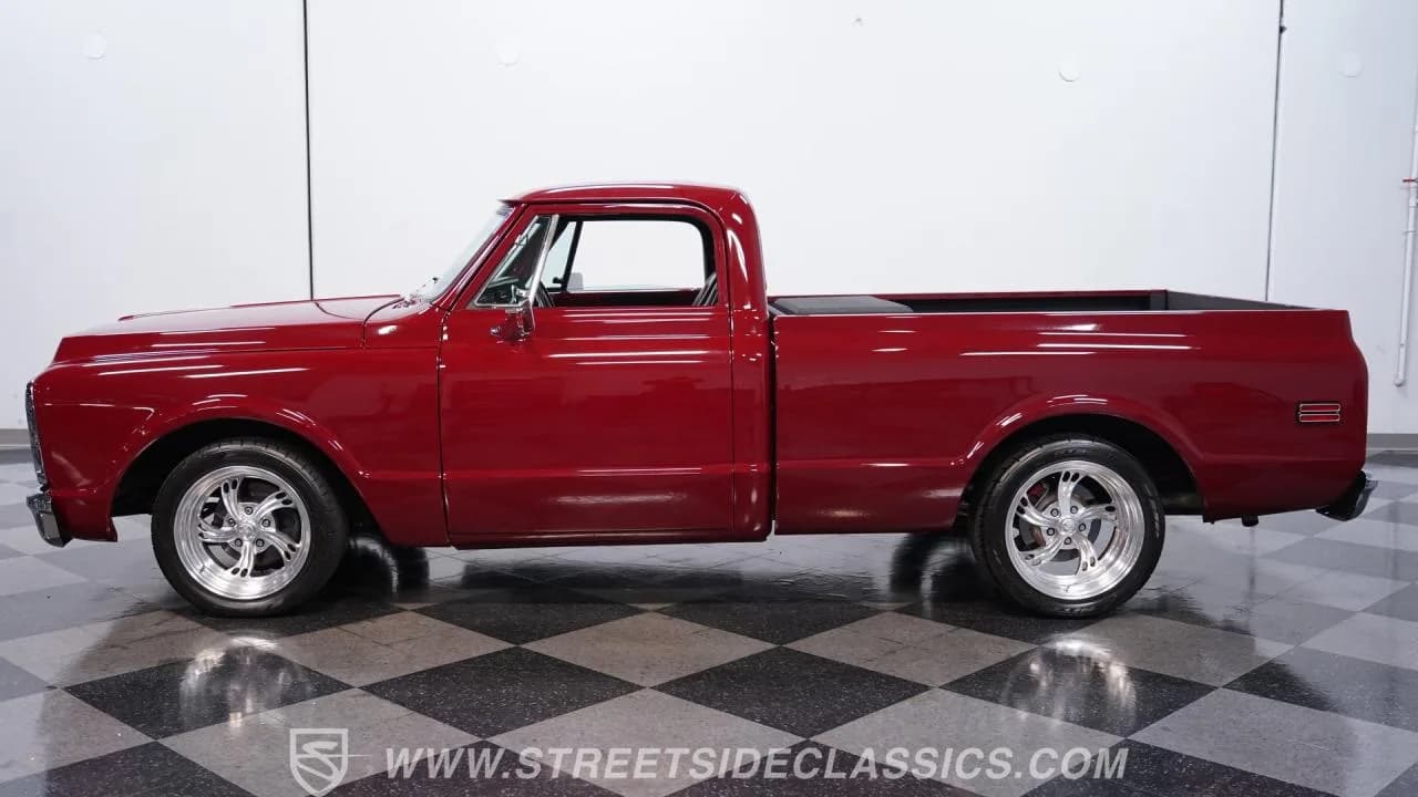 1972 Chevrolet C10 Restomod - Thumbnail 2