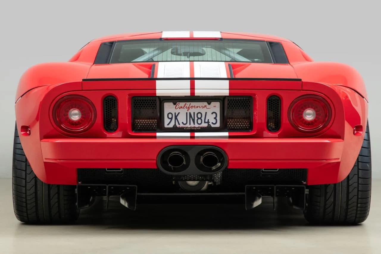 2005 Ford GT - Thumbnail 6