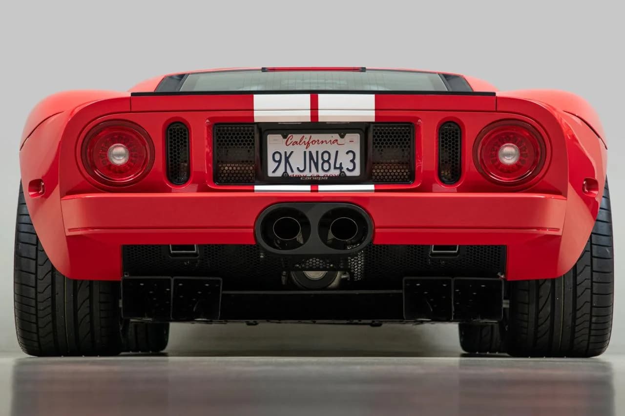 2005 Ford GT - Thumbnail 7