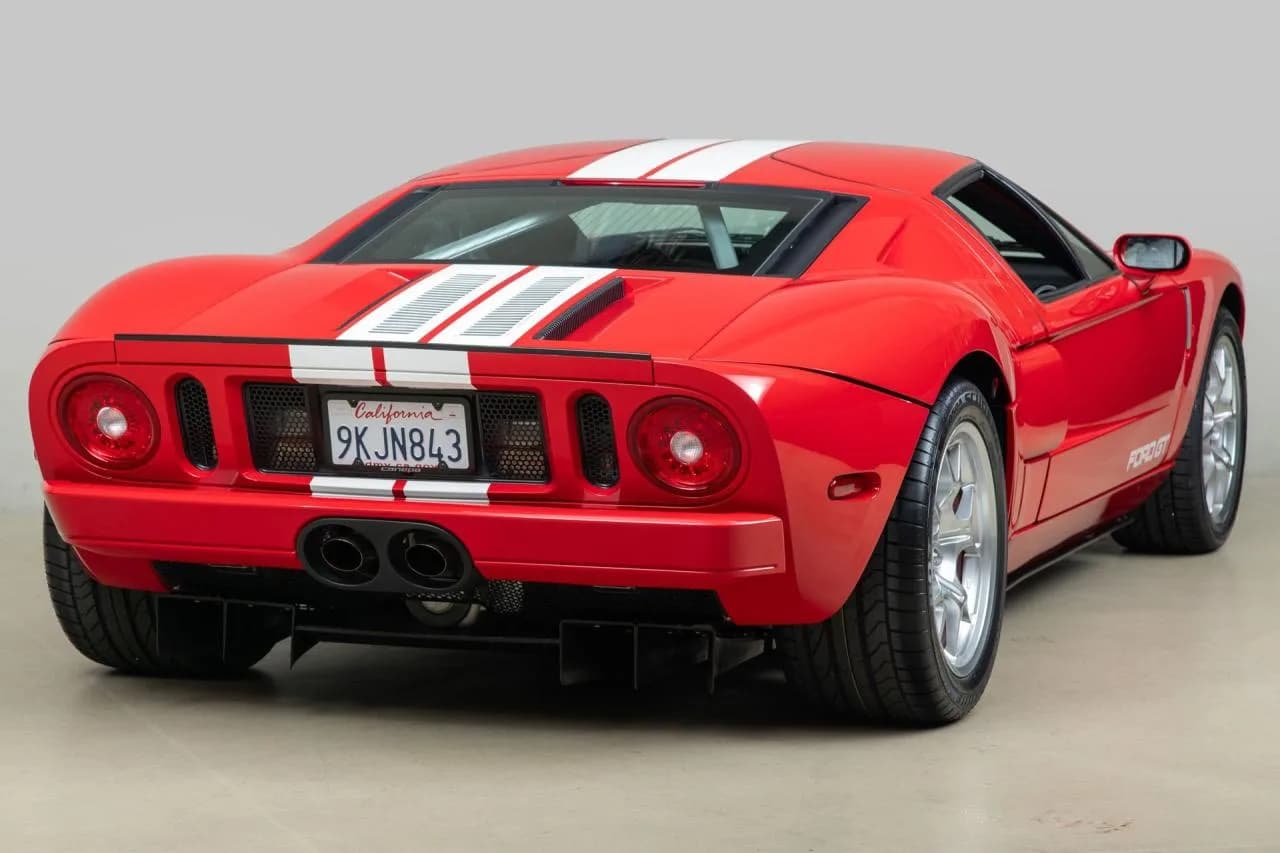 2005 Ford GT - Thumbnail 8