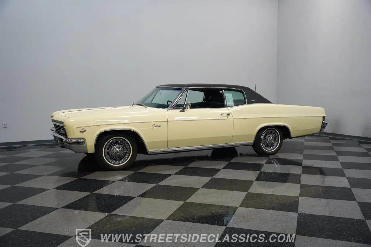 1966 Chevrolet Caprice - Thumbnail 7