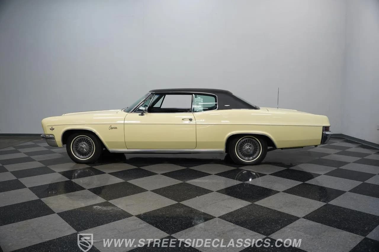 1966 Chevrolet Caprice - Thumbnail 8