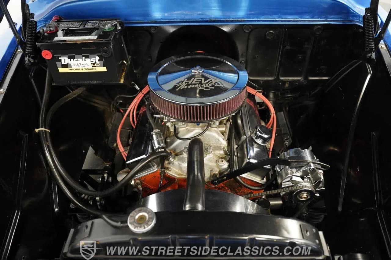 1956 Chevrolet 3100 Big Window - Thumbnail 4